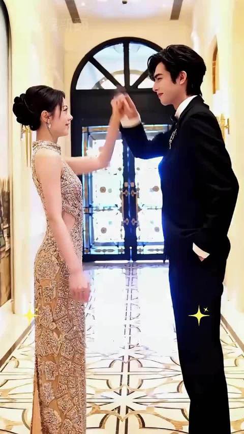 拿捏女星恨天高还得看宋威龙？赵今麦秒变小手办，王楚然倍显娇俏