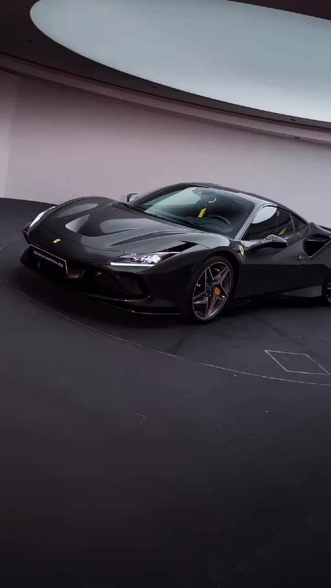 法拉利F8 Tributo满配碳纤维亮相