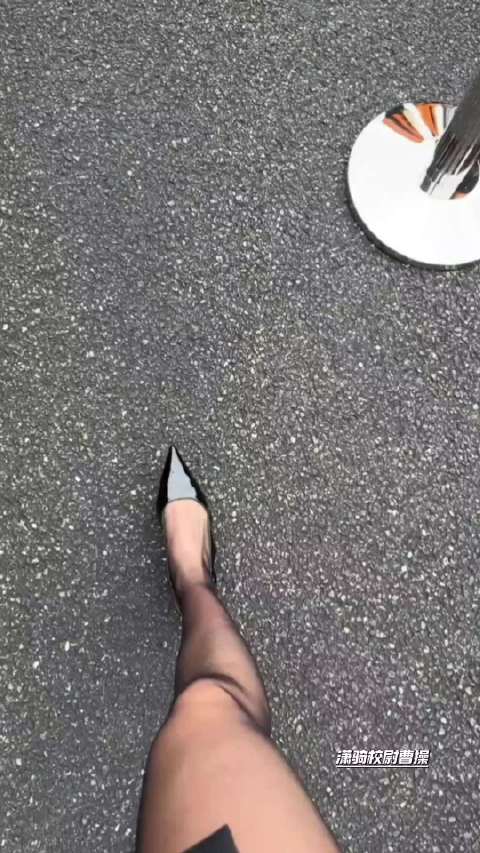 谷爱凌上海F1活动现场，路透片段