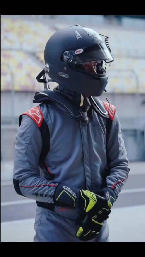 新的赛季好期待85赛车手！带来不一样的惊喜， .