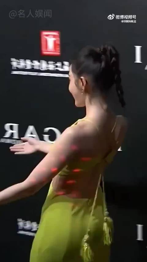 当资本抛出橄榄枝，张天爱被拒绝，倪妮两眼放光，杨幂咬牙配合