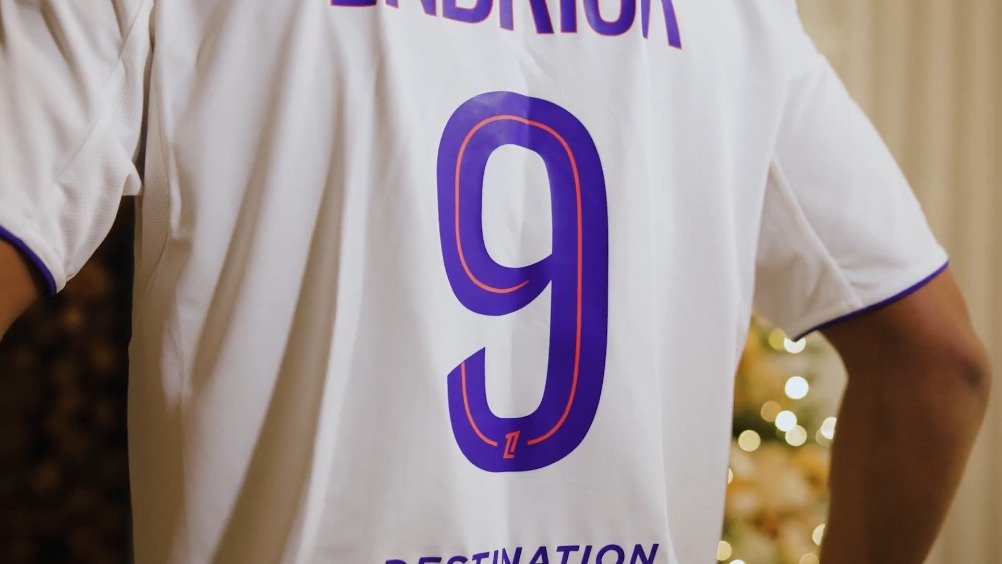 里昂官宣恩德里克加盟，圣诞官宣12月23日启动