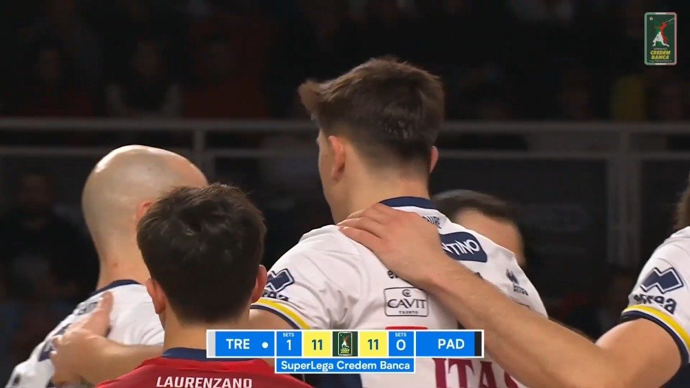 意超男排集锦 II 第12轮特伦蒂诺客场3-0零封帕多瓦