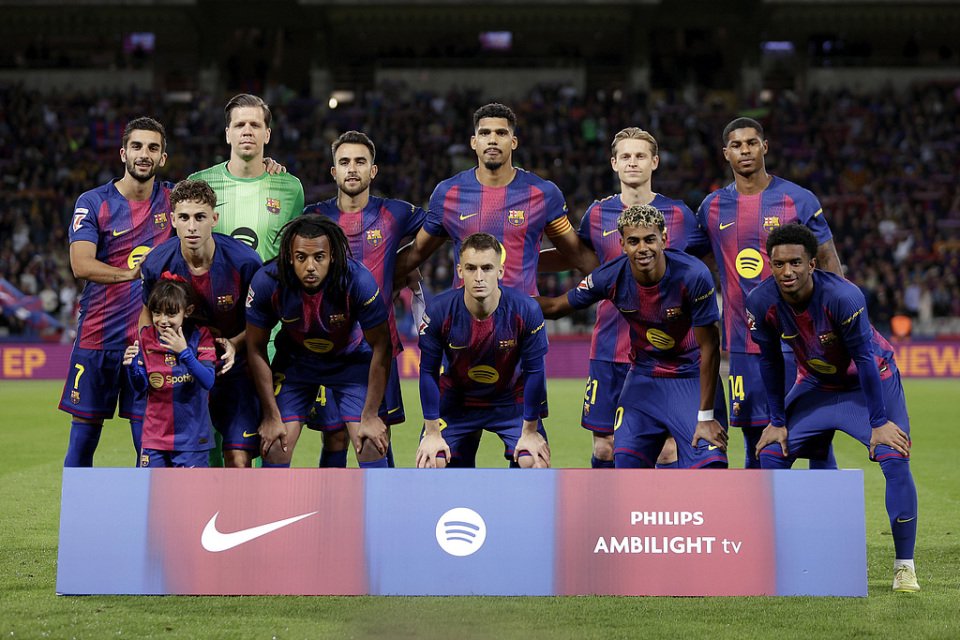 巴萨买不买后卫？阿劳霍说了算！