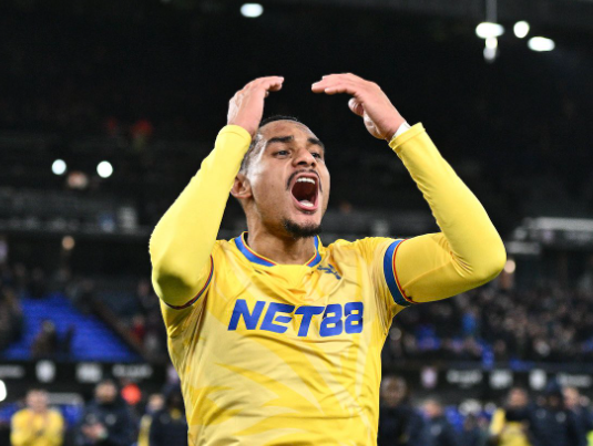 输球罪人！拉克鲁瓦送乌龙+点球大战失点，致水晶宫遭淘汰