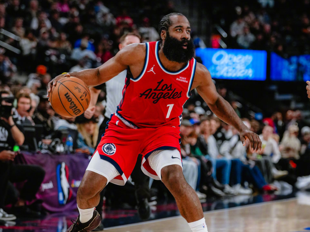 爆冷！小卡轰41分，快船20分大胜火箭，一战看清四位球星真实发挥