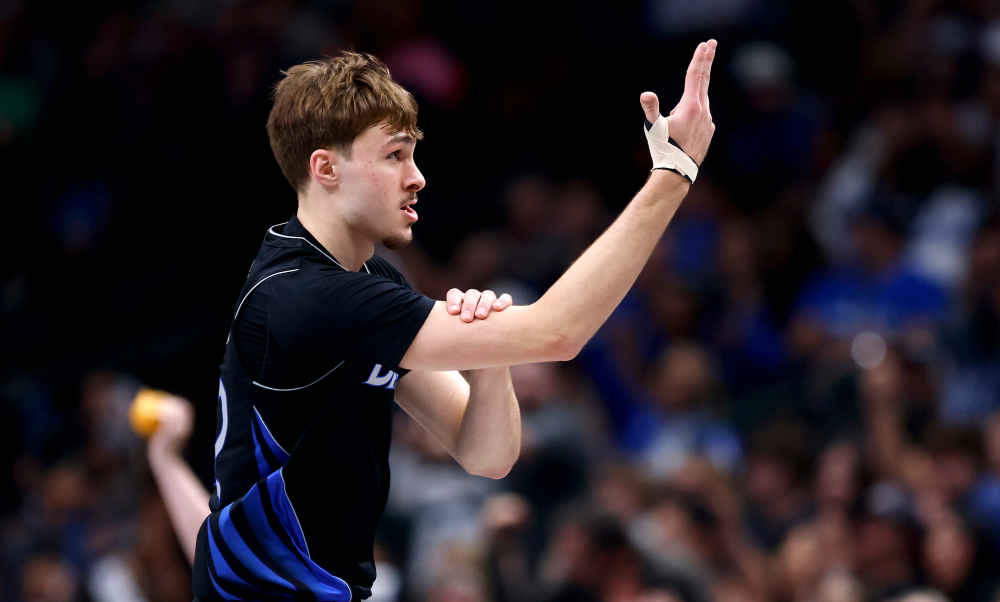 双状元64分双杀掘金！浓眉31+9对决约基奇 弗拉格33分准三双拒逆转