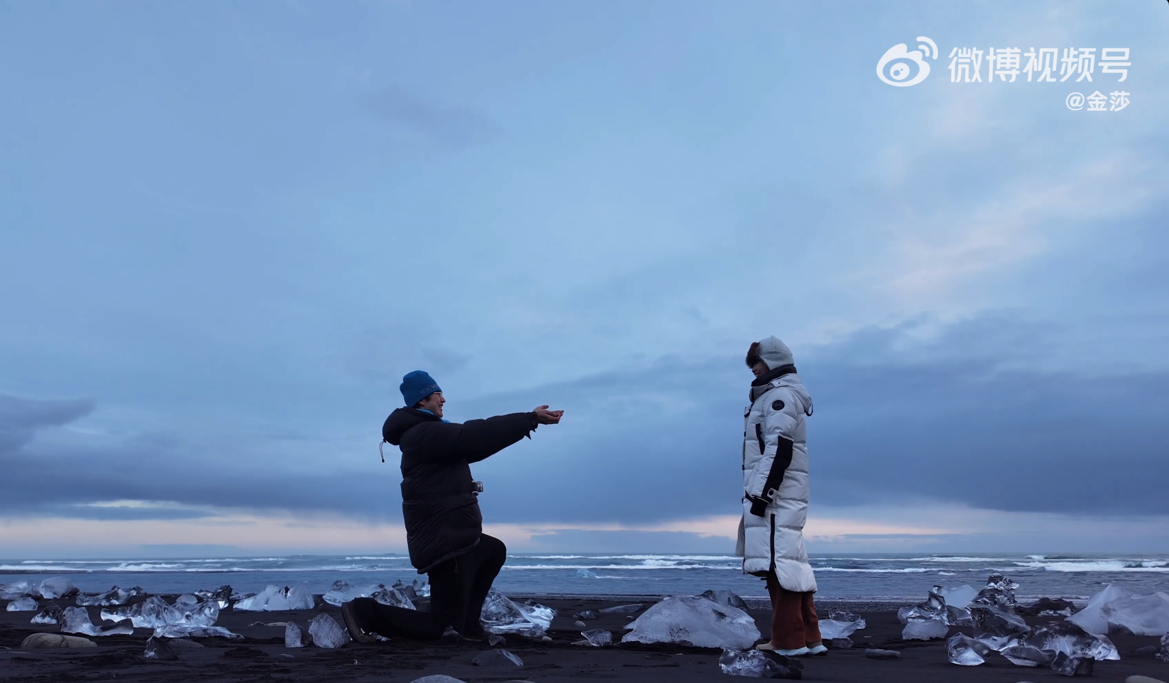 金莎晒男友孙丞潇求婚视频，网友：现实版《狙击蝴蝶》