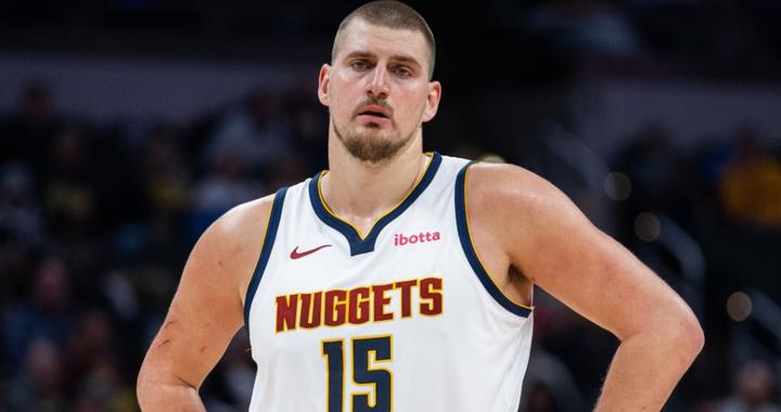 约基奇你太猛了，伯德用13年创造的纪录，你11年就打破了