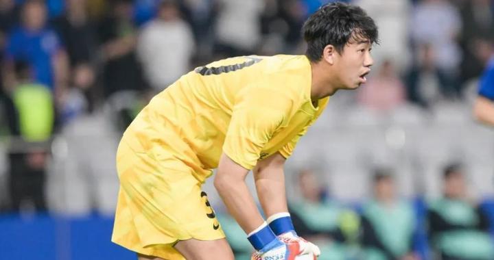 曝云南玉昆将签鲍亚雄！冬窗锁定7大强援，目标3年晋级亚冠