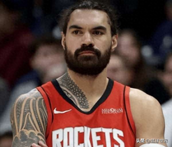 亚当斯轮休火箭被抢55篮板！队记直接开骂：我们输给了仅六胜国王