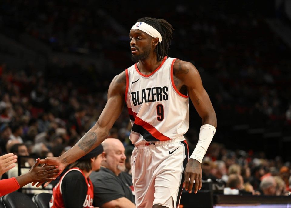 美记：雄鹿想围绕字母哥和特纳增加天赋，格兰特和罗威是目标