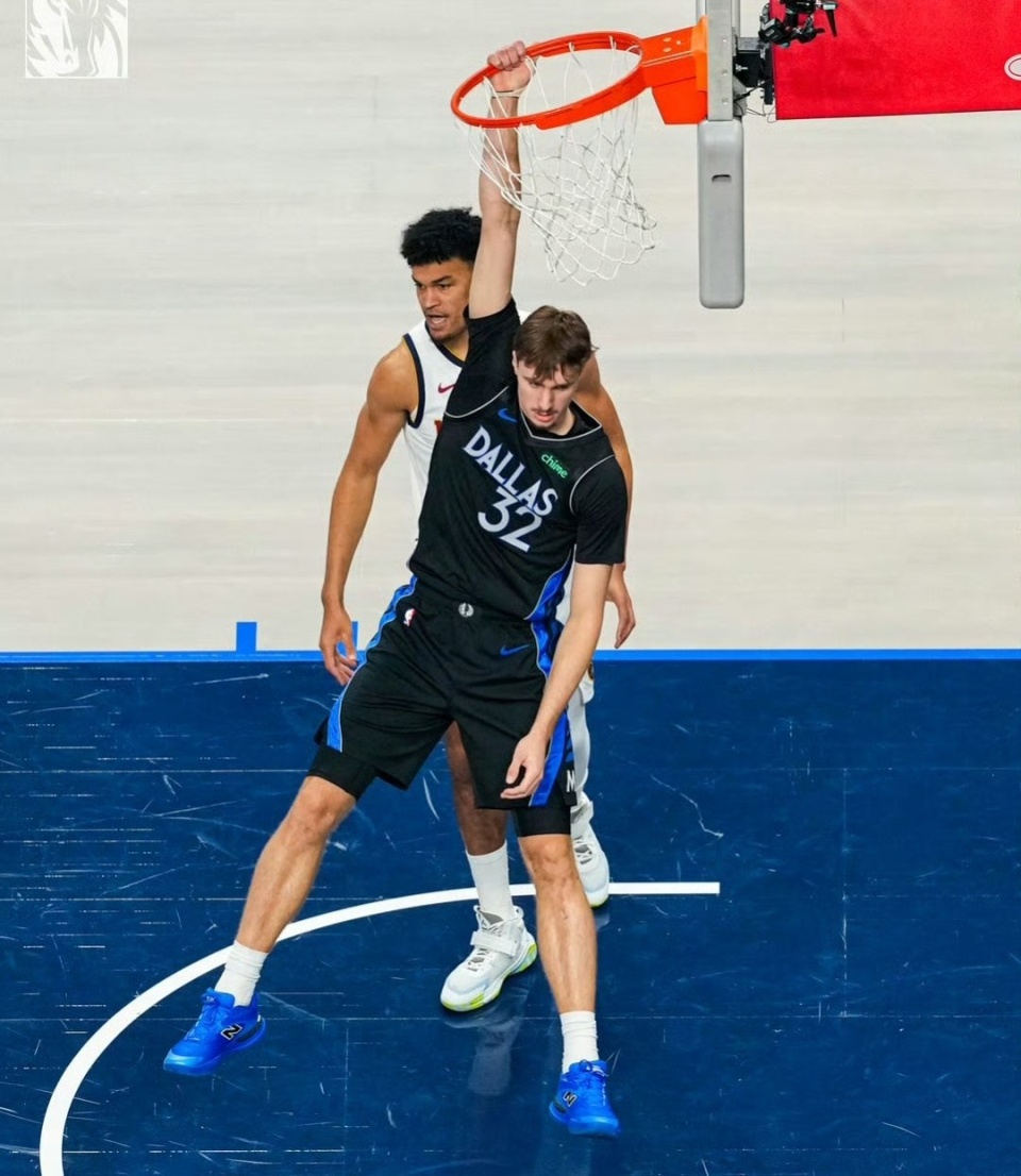 随着掘金130-131爆冷，NBA最新积分榜出炉:火箭利好，西部太乱了！