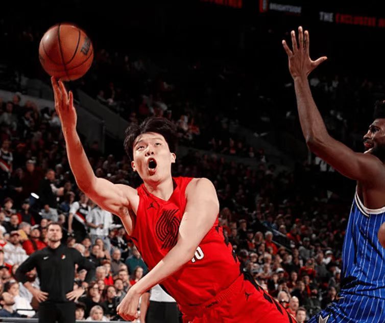 杨瀚森连续多场遭DNP，大量球迷开始退票