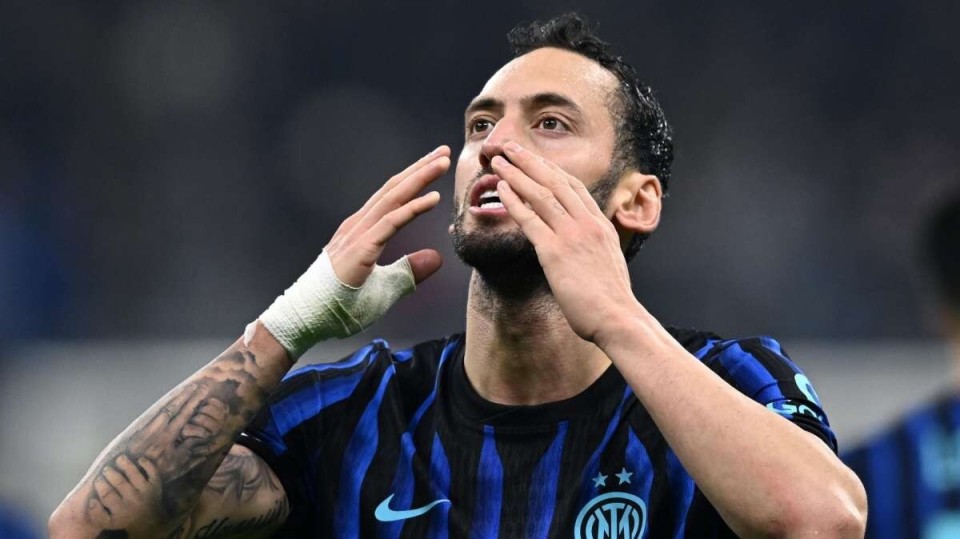 都体：如果无法续约恰尔汗奥卢，国米明夏可能1500万将其出售