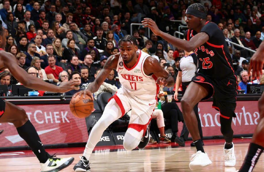 1人归队，火箭轮换阵容定型！10人组豪华阵容，第2阵容攻击力超群