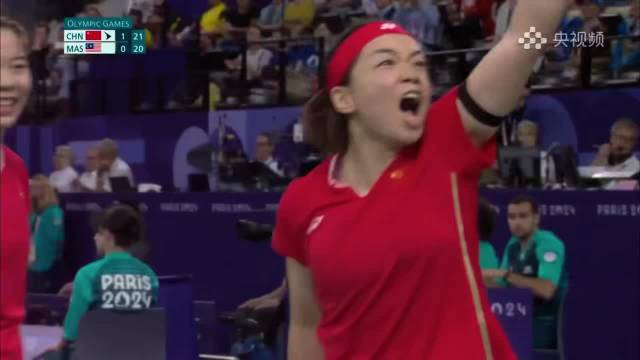 贾一凡飞机上含泪写信告别陈清晨，十年搭档情谊永存