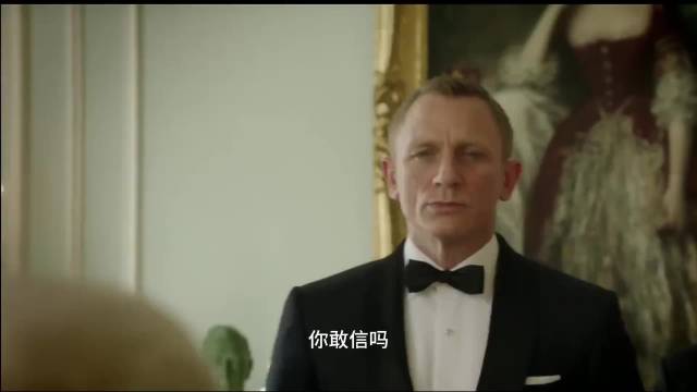 惊天秘密！伦敦奥运会上，英国女王竟被007“绑架”去跳伞了？！