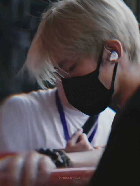 易烊千玺25岁生日，担任淘宝天猫全球代言人