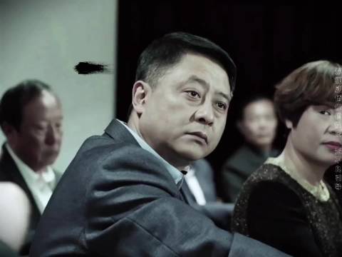 但凡贪一分钱，这桌子都拍不了这么响！ 人民的名义