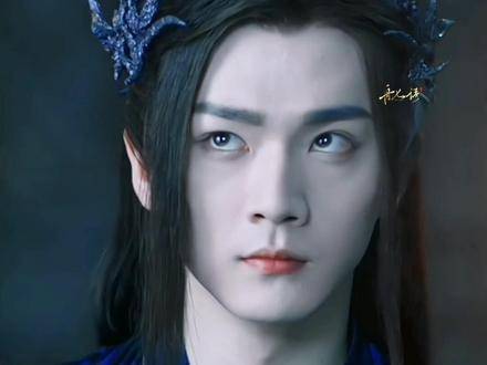 奶凶傲娇小公主对决邪魅清冷小殿下，火花四溅的对手戏太上头！