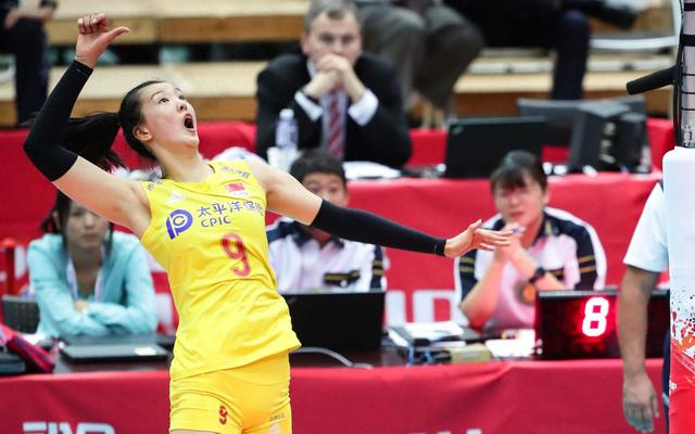 张常宁刘晓彤转型教练，蔡斌主动求变，中国女排的人才传承将走向何方？