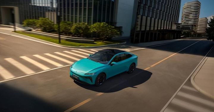 月薪多少能养一台车?算清年轻首购的用车账单,推荐三款0压力车型