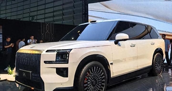 45万级运动SUV对决：极氪9S凭什么叫板宝马X5L？