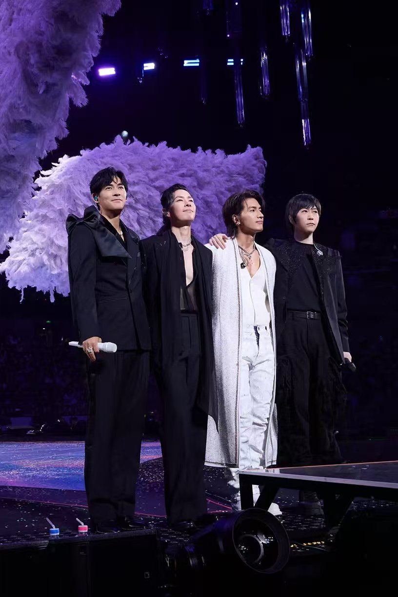 恒星之城巡演成都站定档，朱孝天依旧缺席