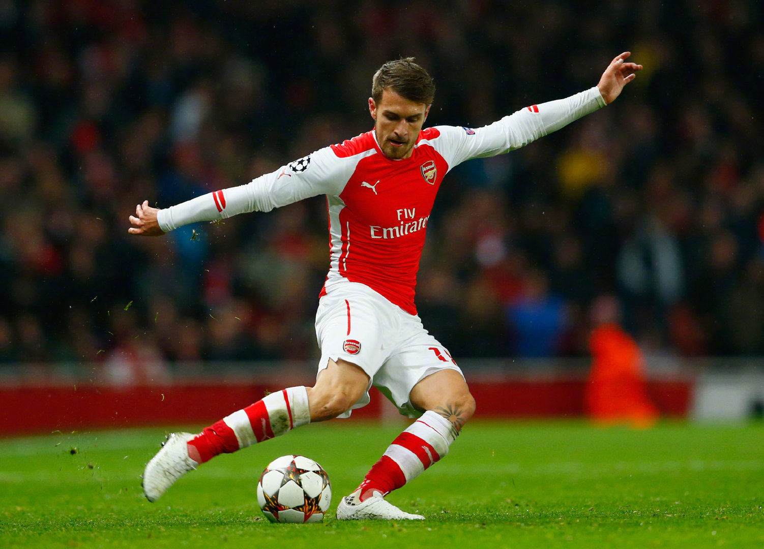 拉姆塞35岁生日，欧冠赛场曾闪耀中场才华