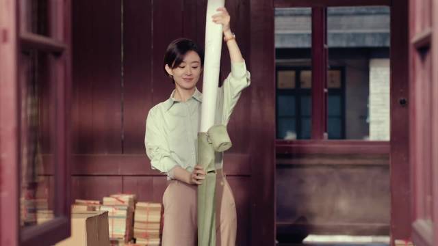 赵丽颖黄晓明新剧《造城者》改名《小城大事》讲述80年代建城故事