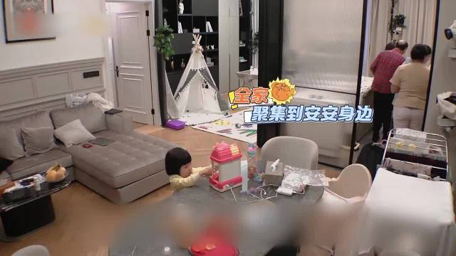 吴敏霞综艺引热议，二胎家庭如何避免冷落老大