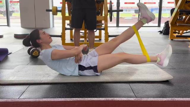 国家游泳队冬训集结，潘展乐金浩领誓反兴奋剂