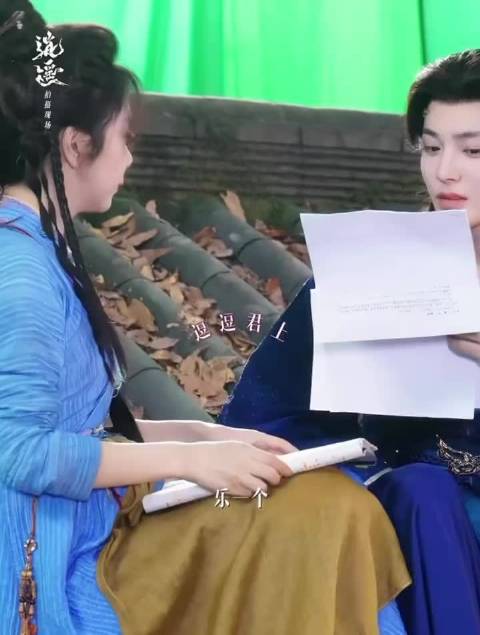 侯明昊出道10年16部作品，待播5部剧或成新顶流