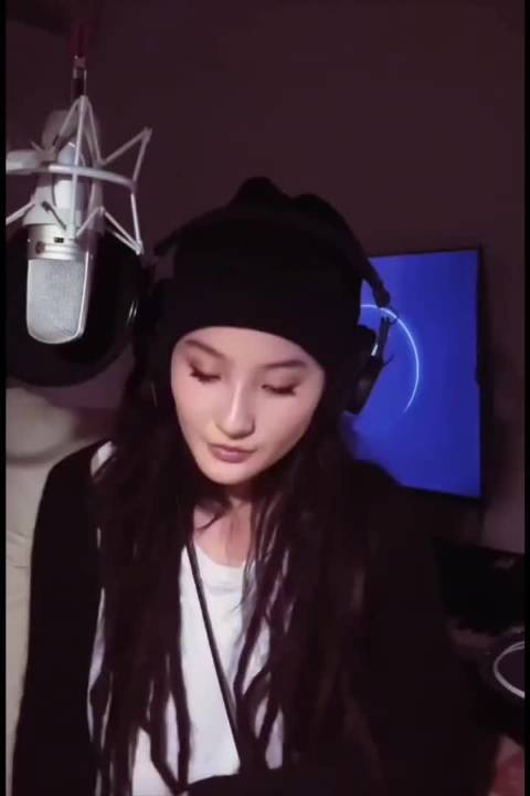 张钰琪翻唱张惠妹《装醉》引热议