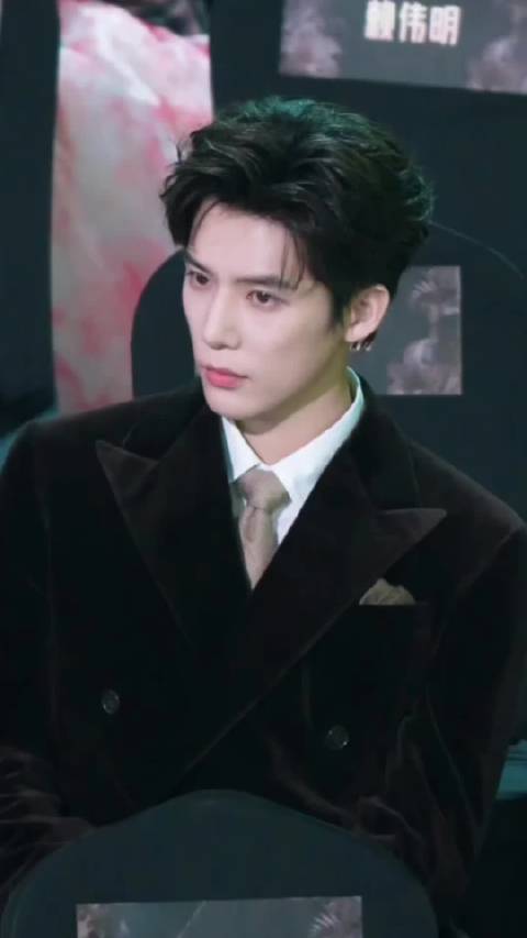 这是现在就出发大团建啊 不仅有黄景瑜范丞丞现在还多了王安宇，期待期待