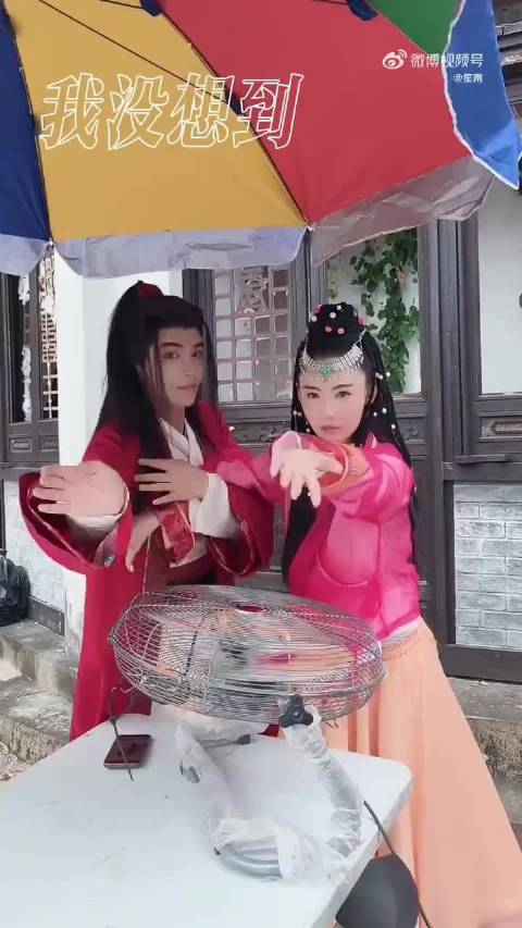 张柏芝3分钟视频告别7人，称再见是逗号