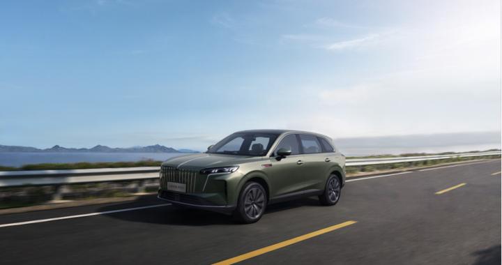 提升大五座SUV价值获得感！红旗HS6 PHEV正式上市，17.88万元起售