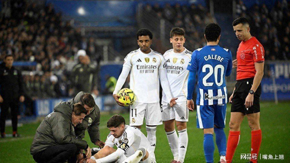 废了！彻底废了！阿隆索亲手把皇马中场王牌，用成了防守工兵！