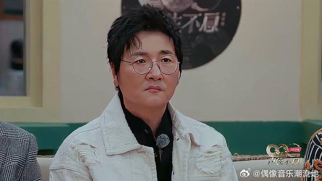 女队大合唱《送你一朵小红花》