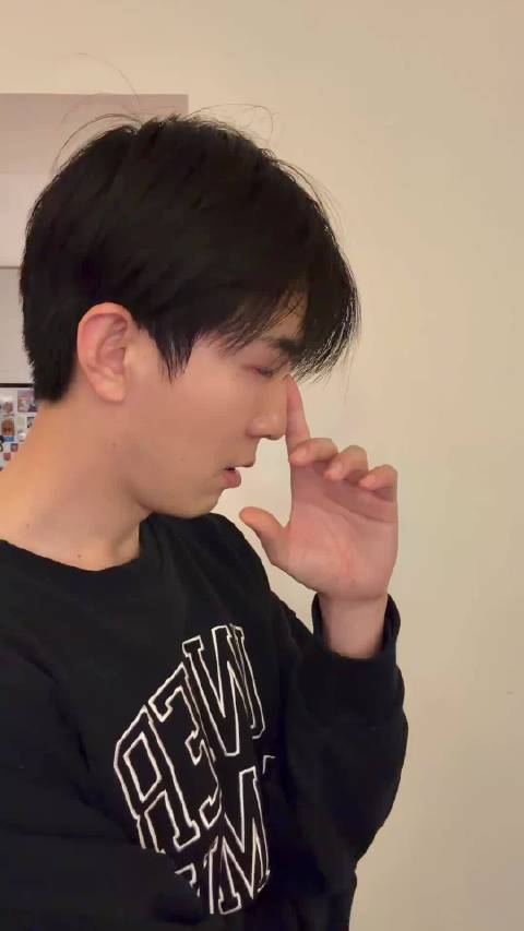 我看到有网友说锤娜丽莎减肥失败是因为有李川这个油物