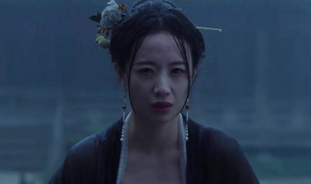 婉宁：“沈玉容，你爱过我吗？” 李梦 吴谨言