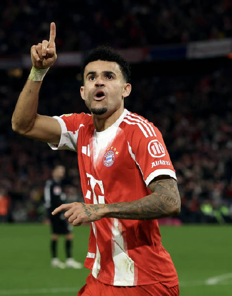 迪亚斯加盟拜仁后14场造14球，德甲20球闪耀