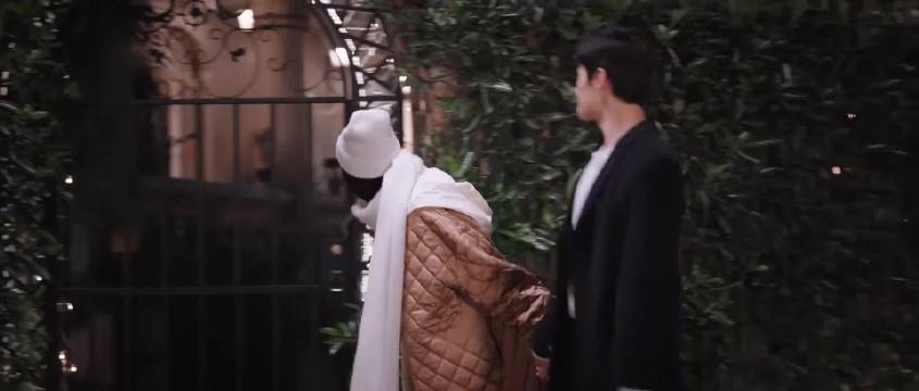 你是我的荣耀：女明星偷偷恋爱，不想被父母知道，竟即兴编出剧本！