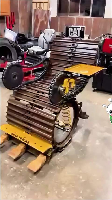 这座椅也太硬核了