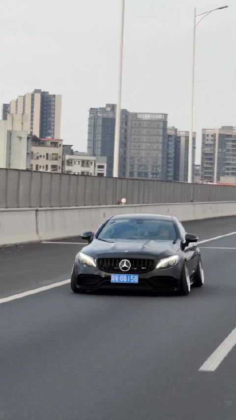 还得是玩姿态的，改装车 我和汽车的日常