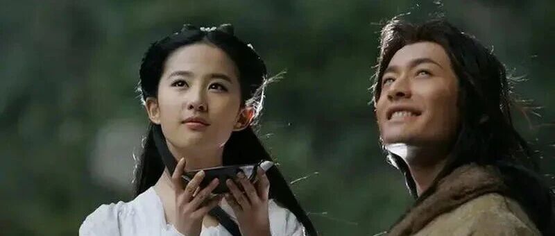 黄晓明自曝：曾救过刘亦菲的命！“拍摄《神雕侠侣》时不慎被瀑布冲走，我跳进去把她救起来了”