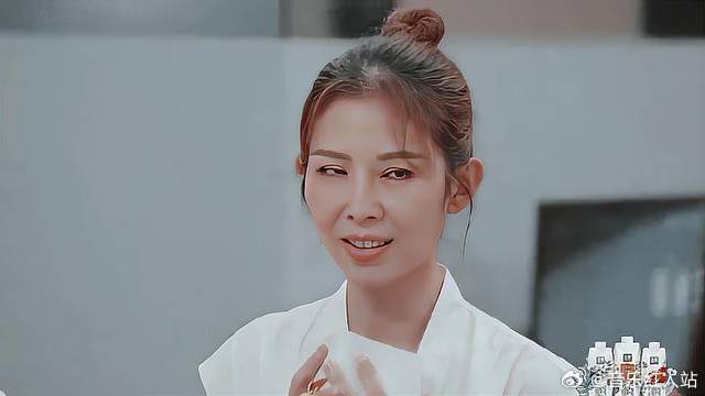 蔡少芬颜值爆表！天塌下来也不怕！