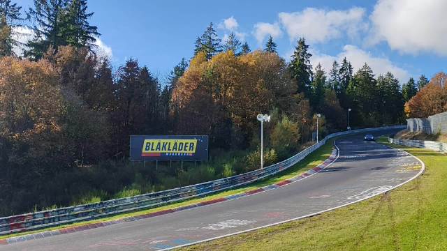 腾势Z亮相德国纽北赛道，硬核技术引期待