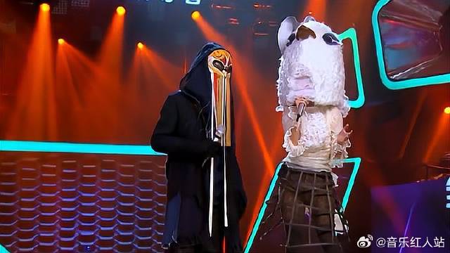 林俊杰杀疯了，蒙面舞台逆天唱功，开口就征服全场！